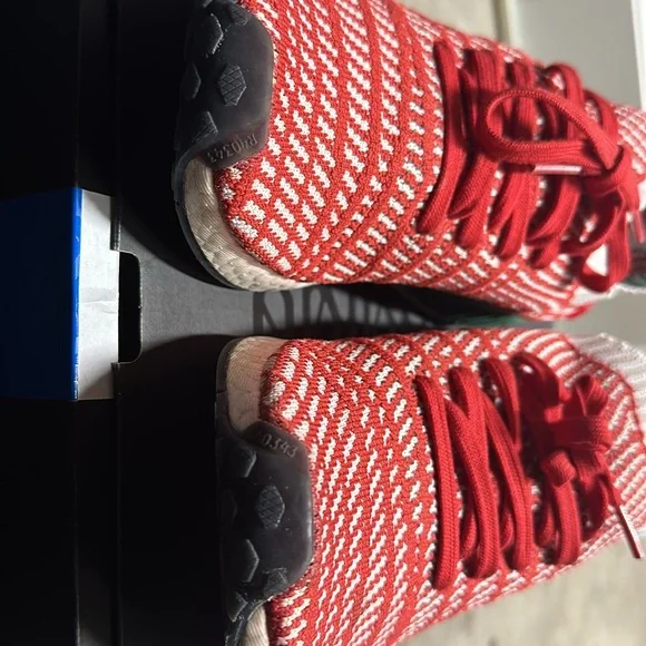 Adidas NMD R1 STLT PrimeknitChristmas size 9